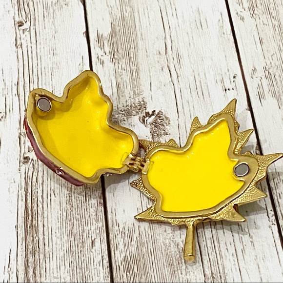 Retired Objet d’Art Autum Fall Maple Leaf Trinket - Picture 7 of 12